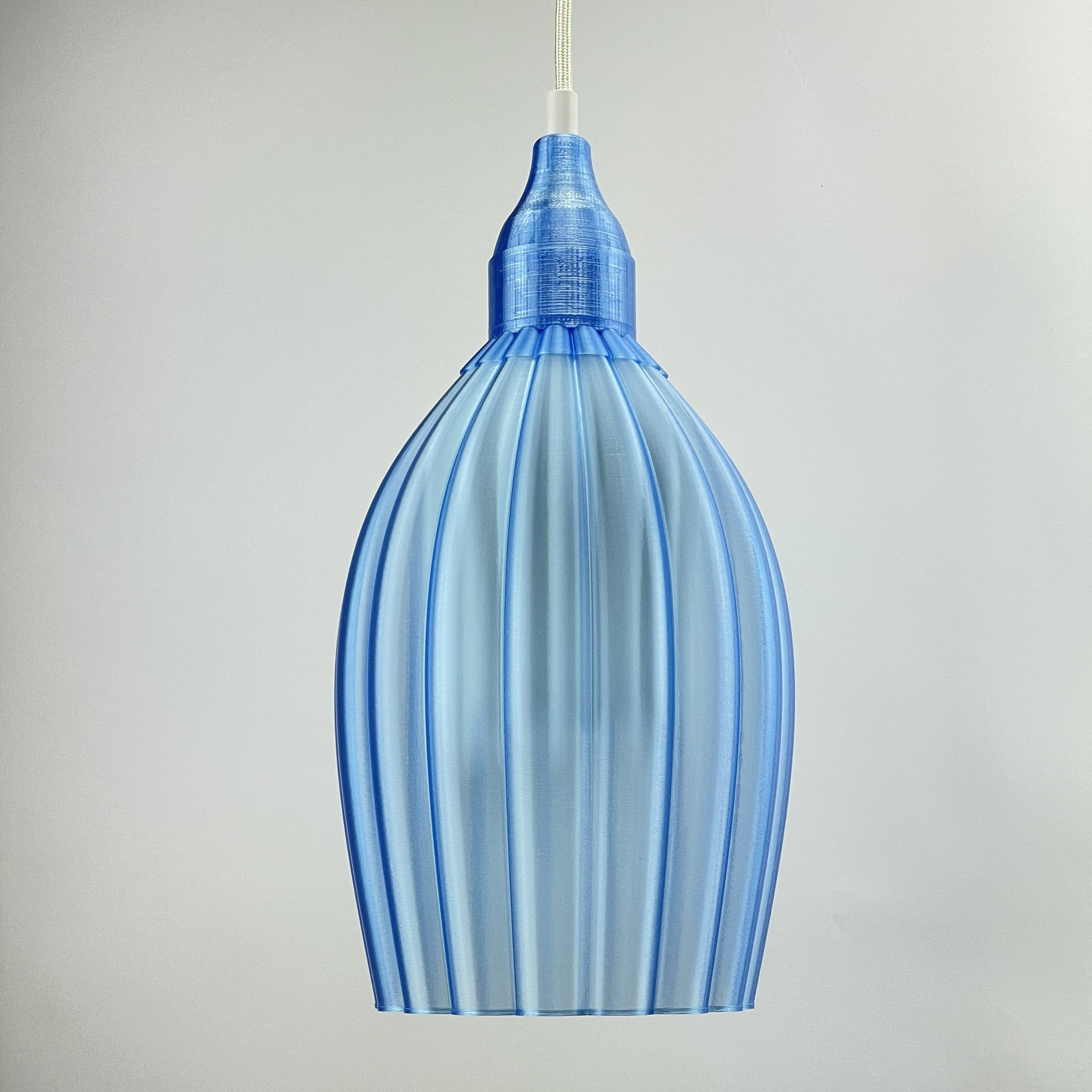 Art Deco Tulp pendant – blue colored transparent
