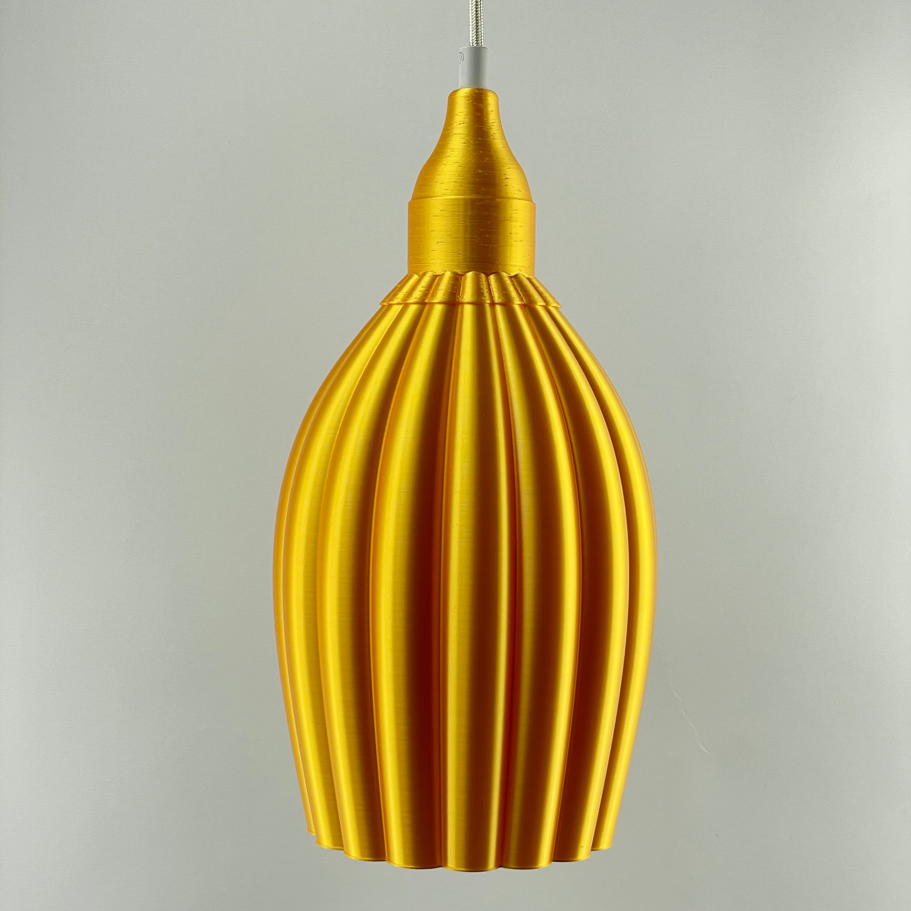 Art Deco Tulp pendant – yellow metallic solid