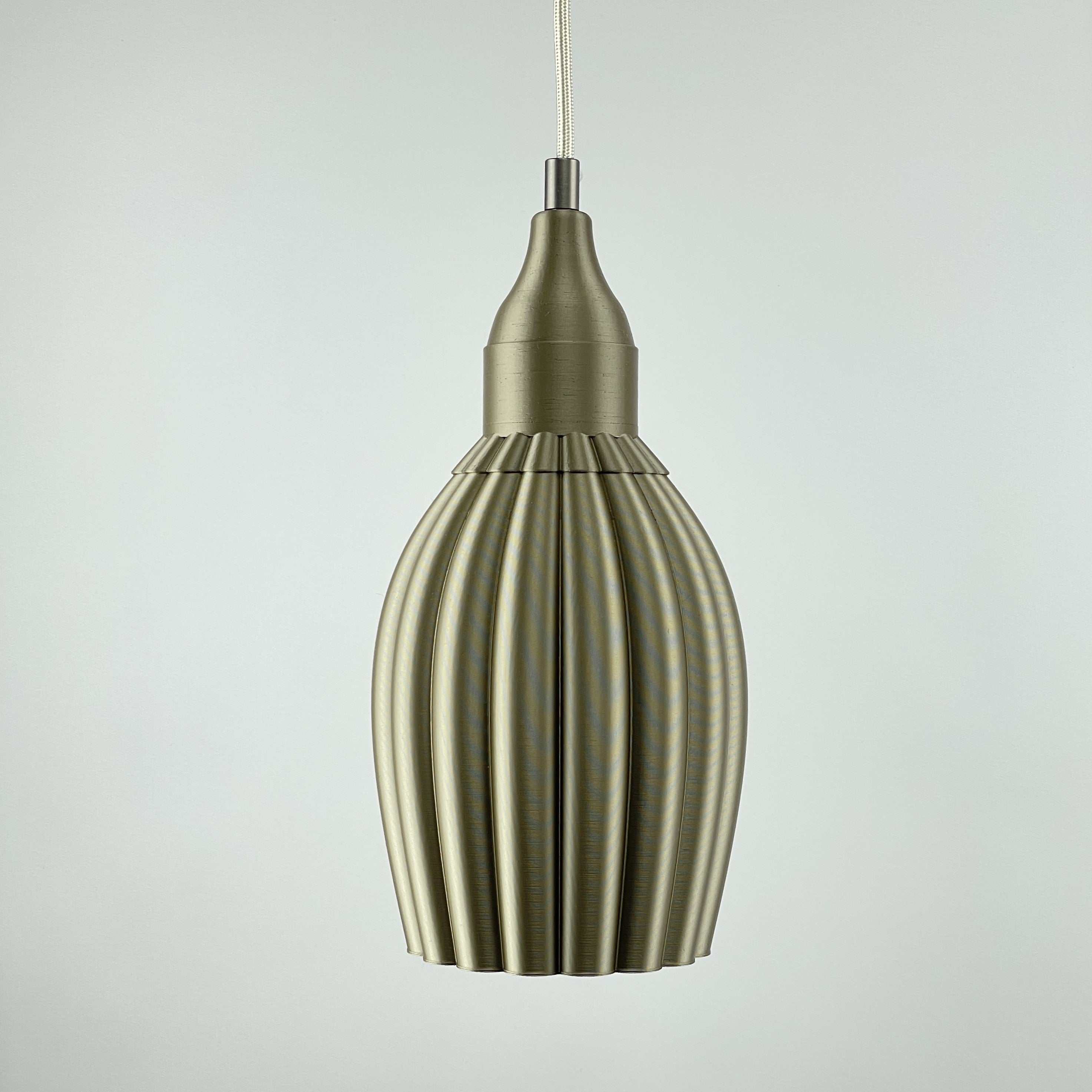 Art Deco Tulp pendant – gold metallic solid