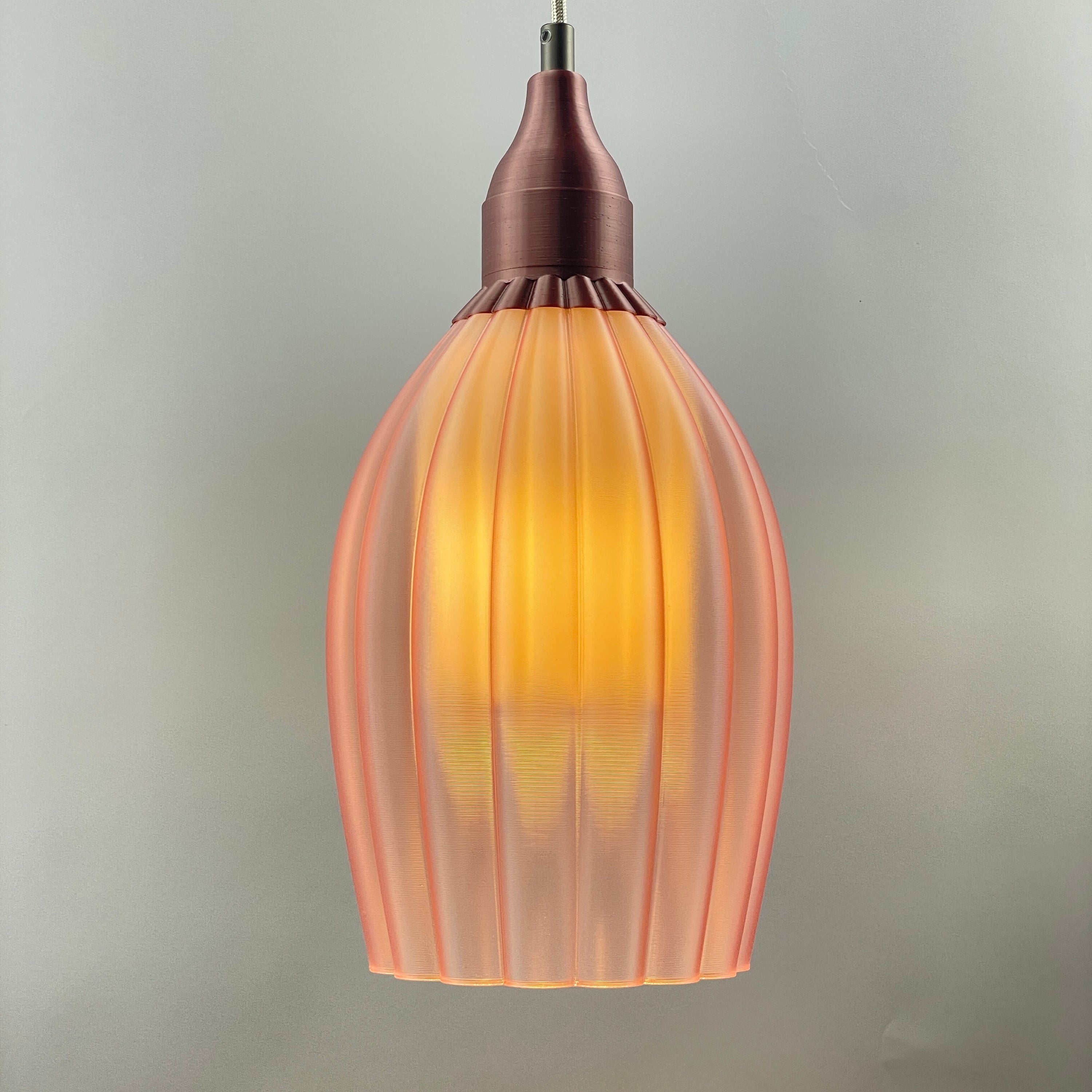 Art Deco Tulp pendant – pink colored transparent