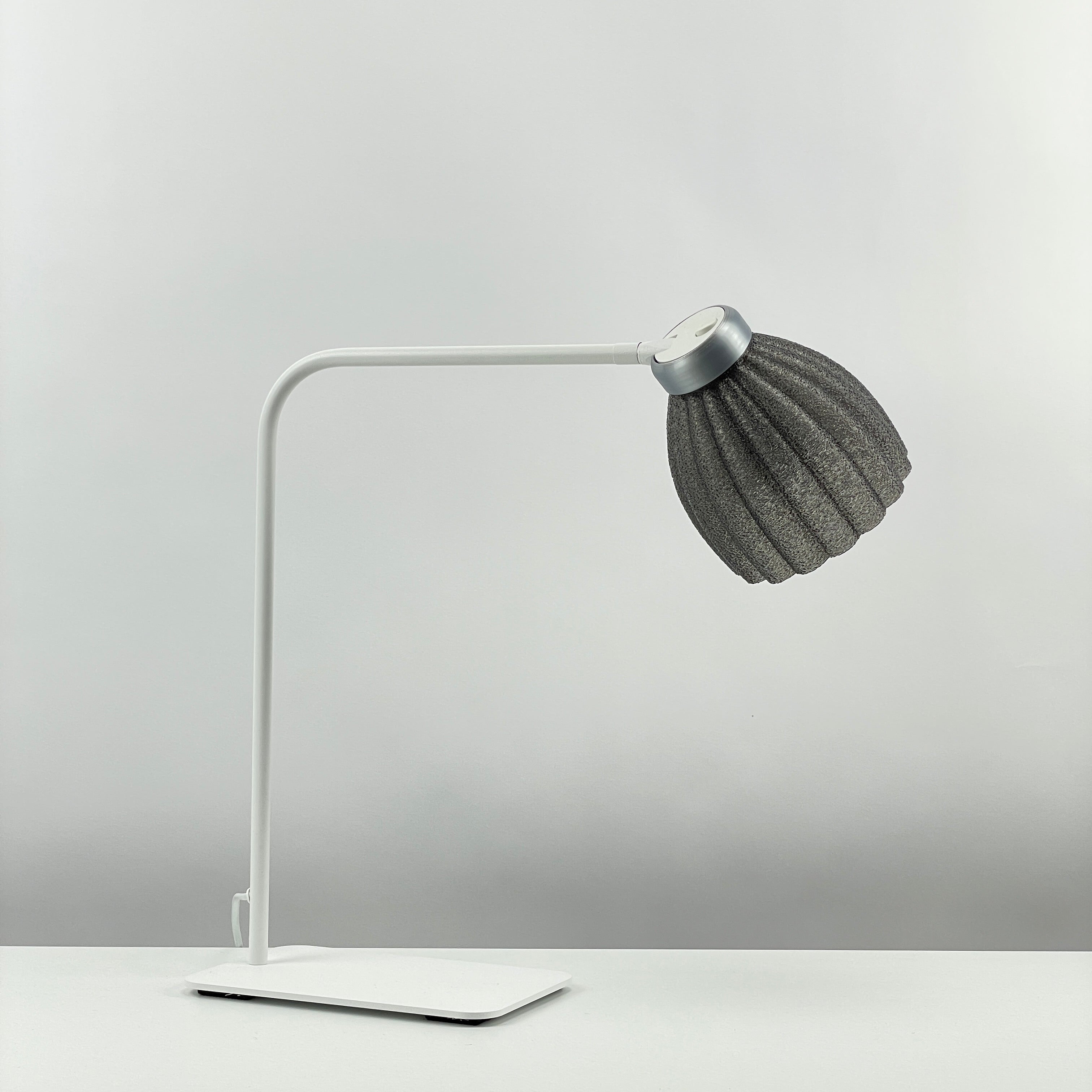 KuvaLight Art Deco Tulp - gekleurde transparante tafellamp