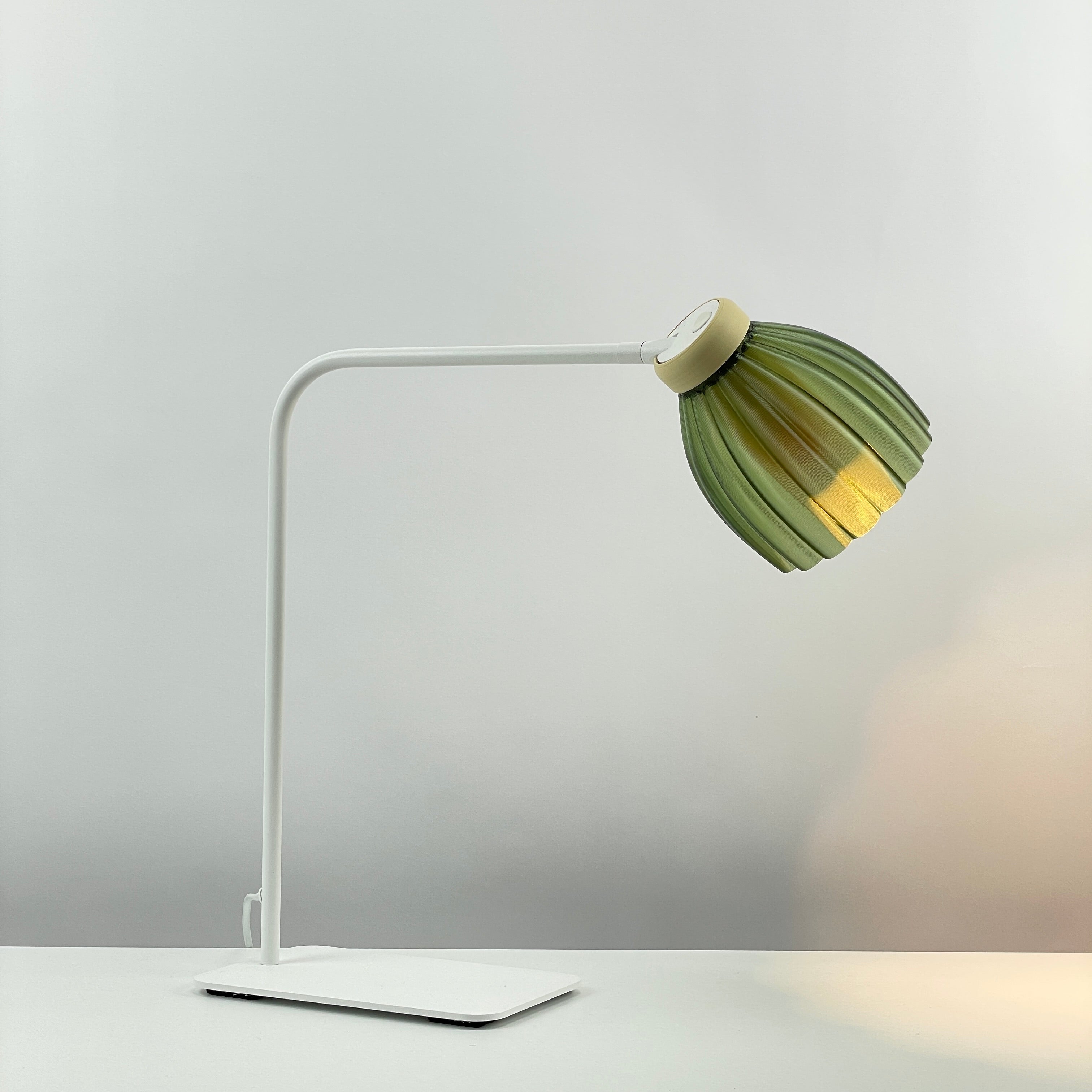 Blossom_white_table_desk_light – green colored transparent_ceramic_diffuser _switch