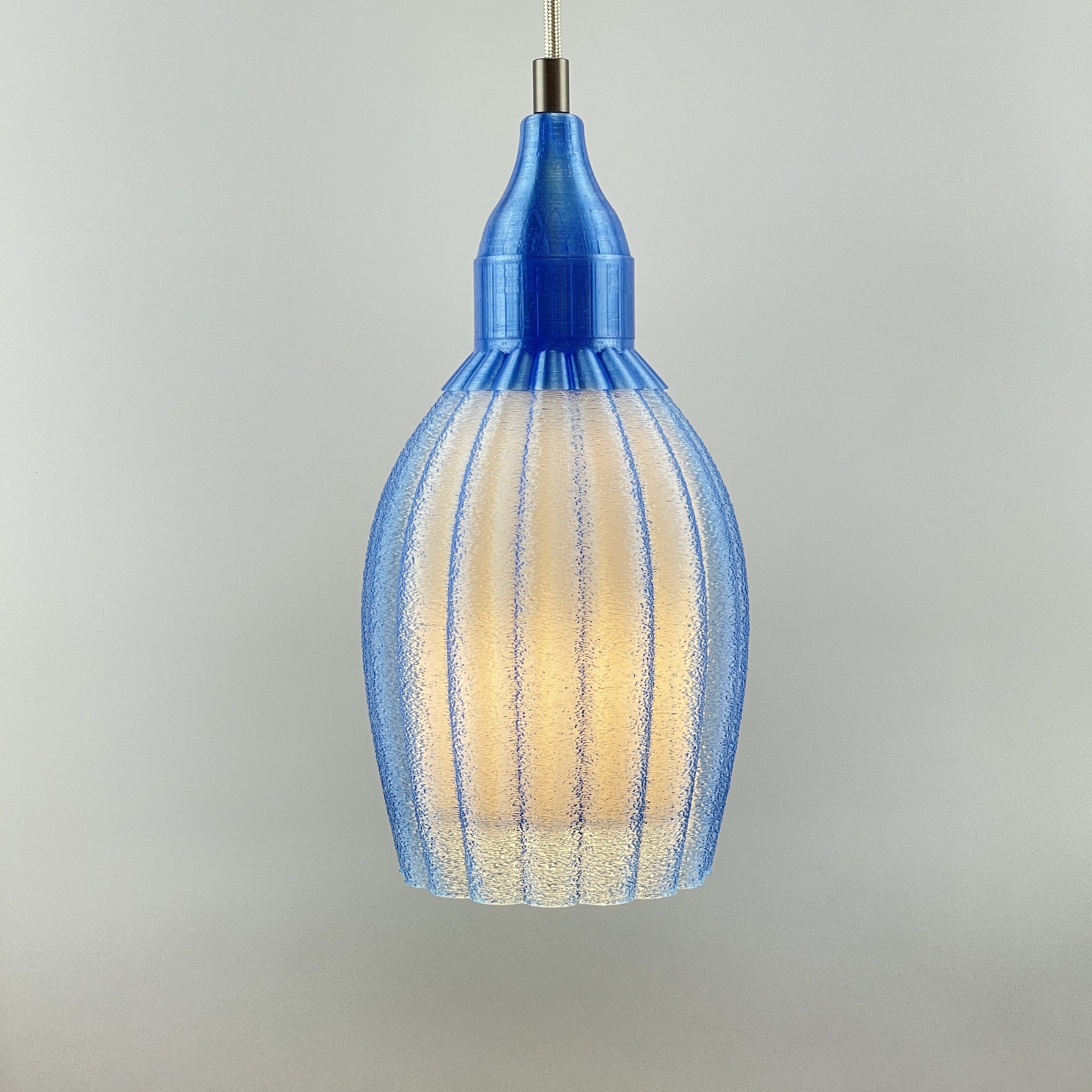 Art Deco Tulp pendant – blue colored transparent