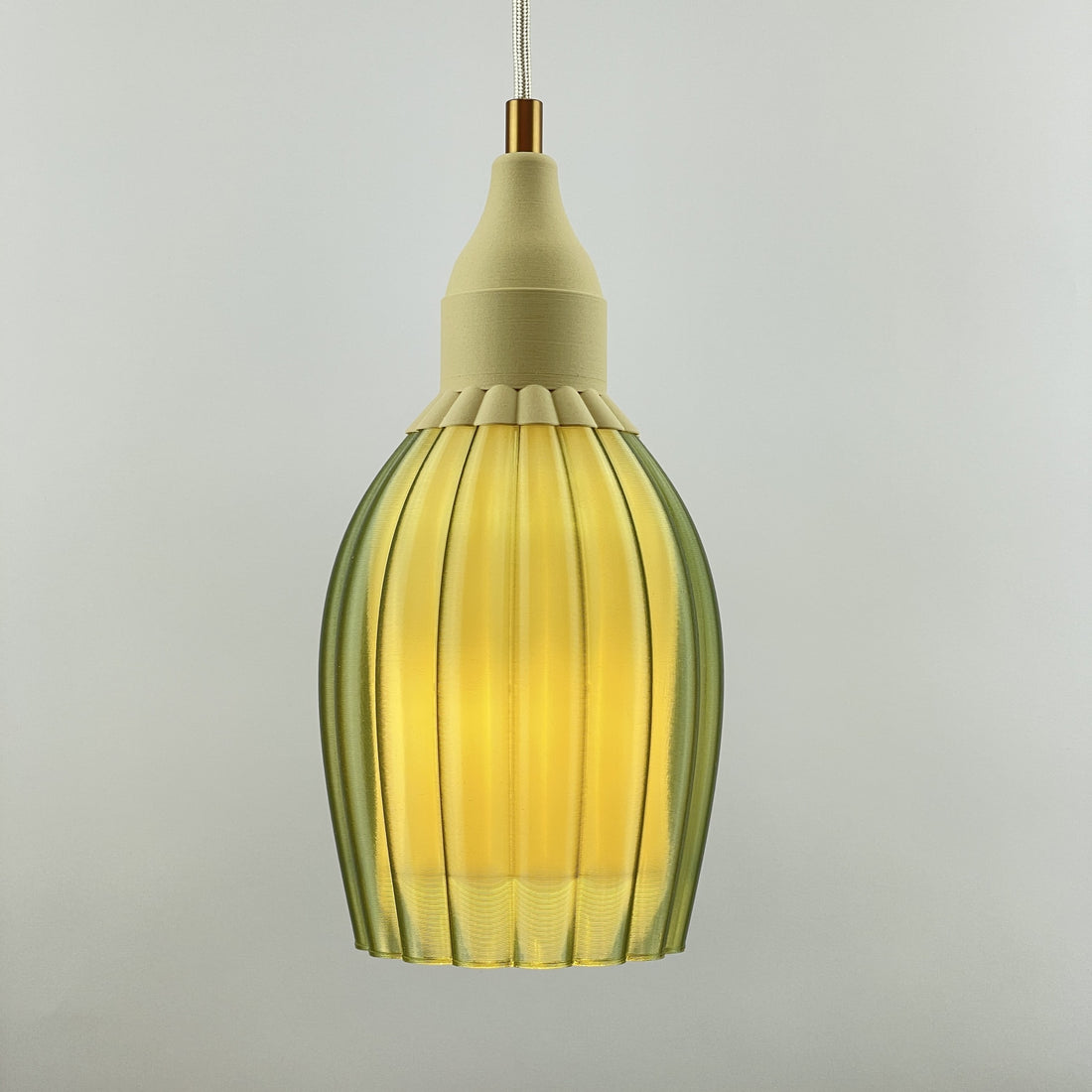 KuvaLight Art Deco Tulp Hanglamp Frosted Groen Transparant met Keramiek-Beige Kap Combinatie