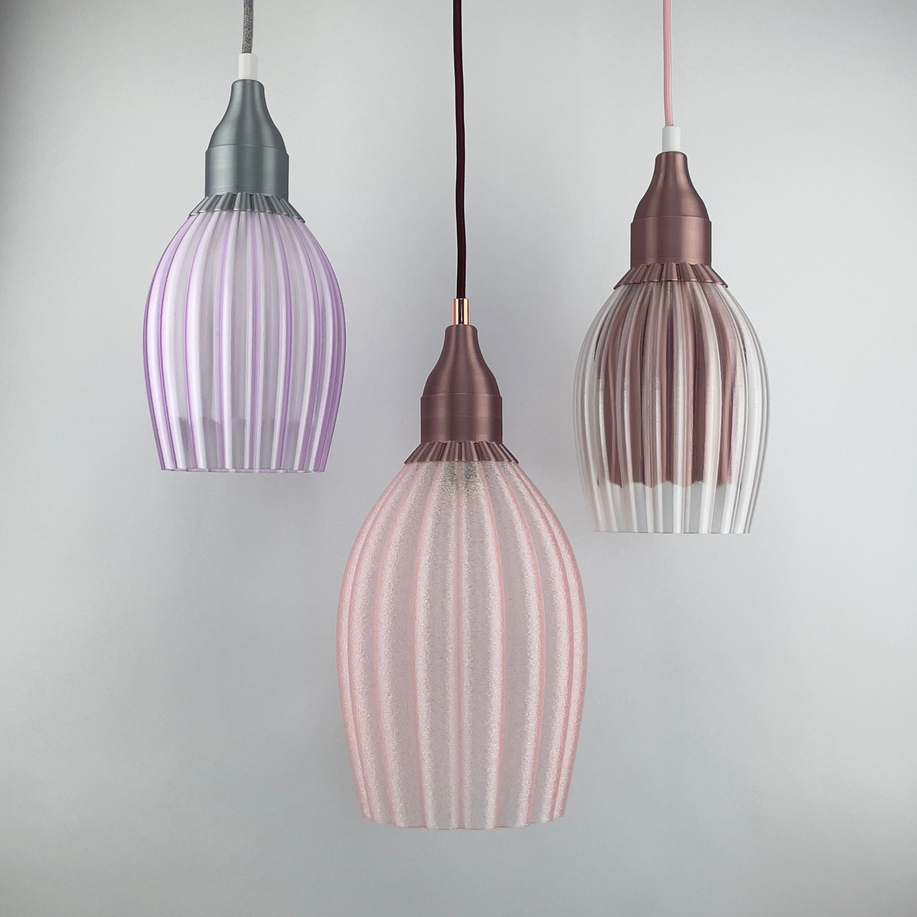 KuvaLight Art Deco Tulp Pendelleuchte Klar-Transparent mit roségoldenem Innendiffusor und Metallkappe