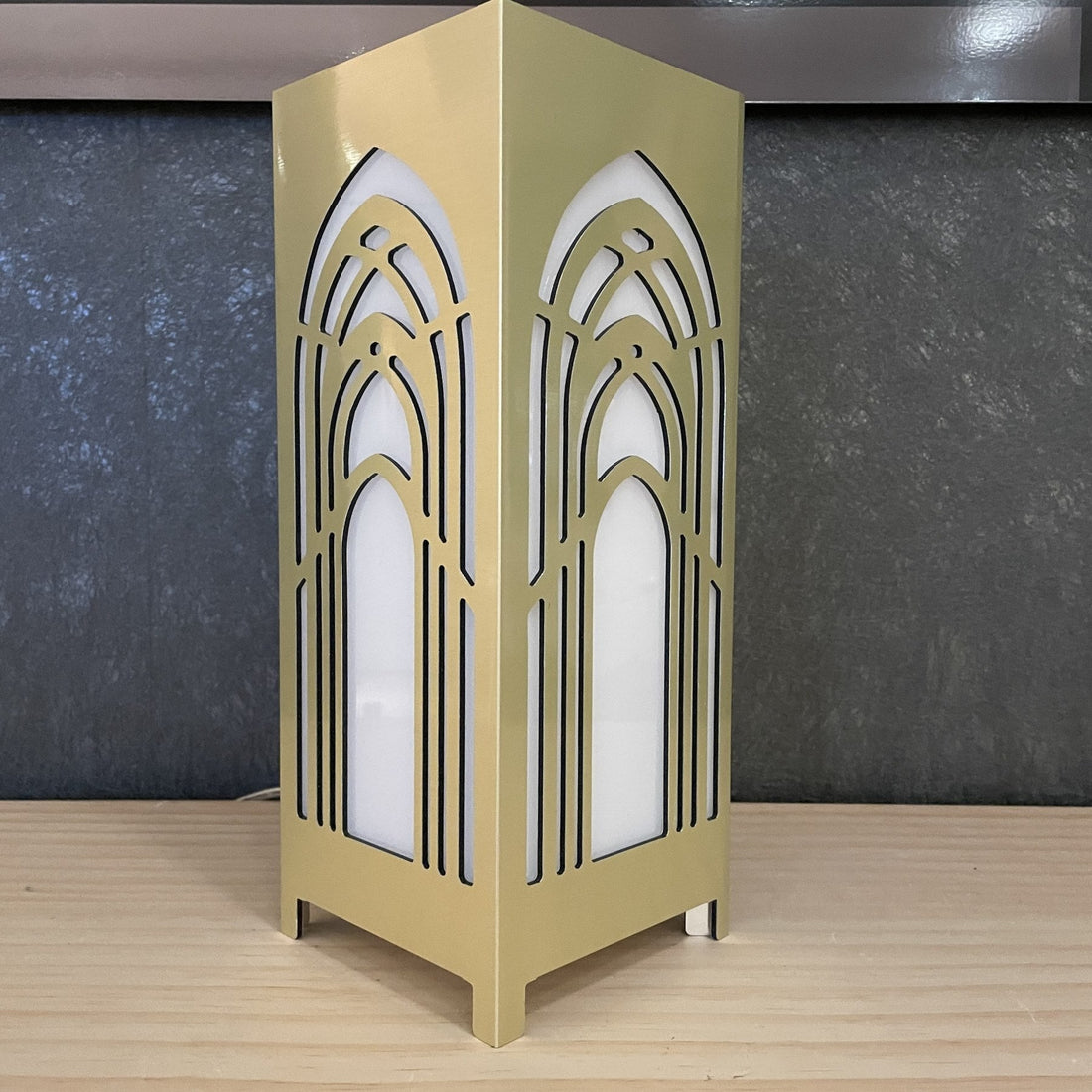 KuvaLight Grundtvig Table Lamp - Brushed Gold