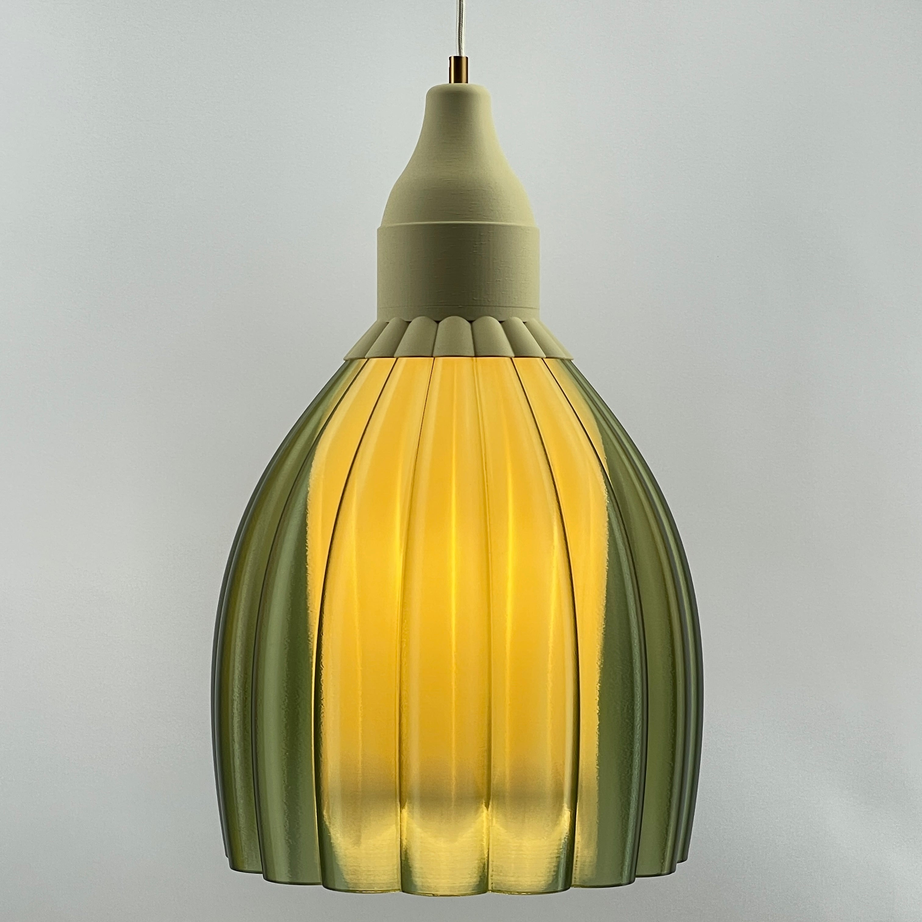 Art Deco  XXL Tulp pendant – green colored transparent 