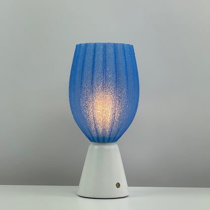 KuvaLight_Rechargeable_Tulp_Light_Blue_Frosted_White_Base_ON 