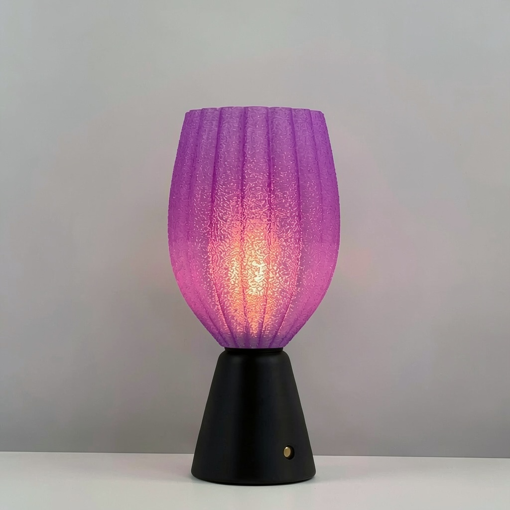 1_KuvaLight_Rechargeable_Tulp_Light_Purple_Frosted_Black_wood_Base_ON 