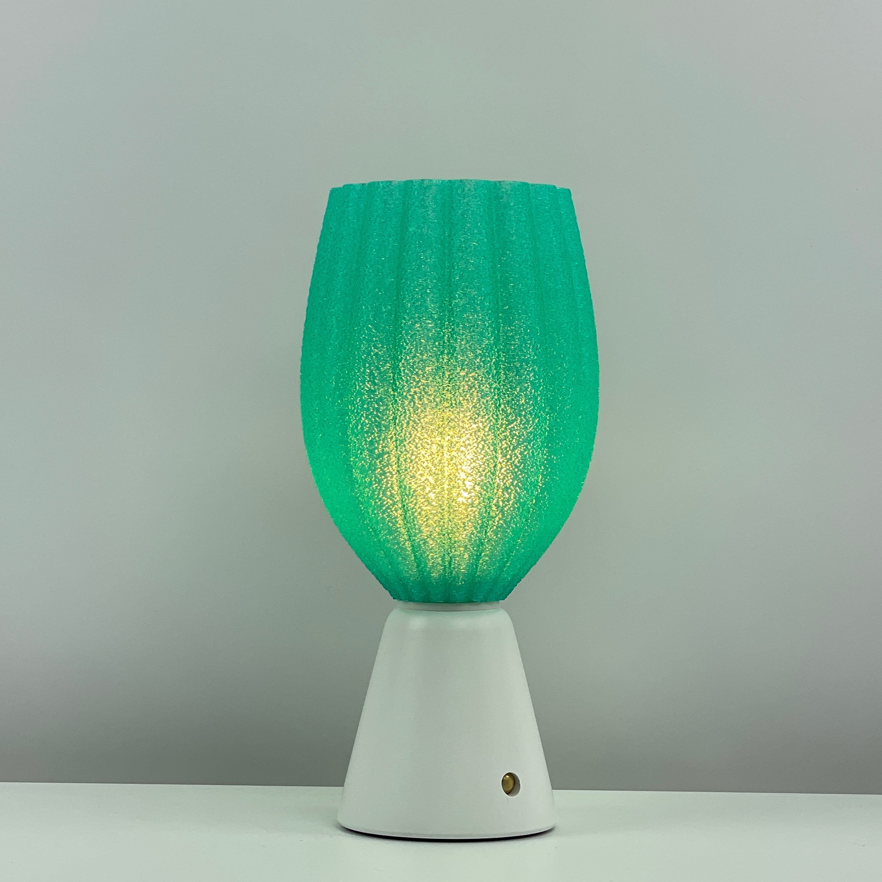 KuvaLight_Rechargeable_Tulp_Light_Turquoise-_Frosted_White_Base_ON 
