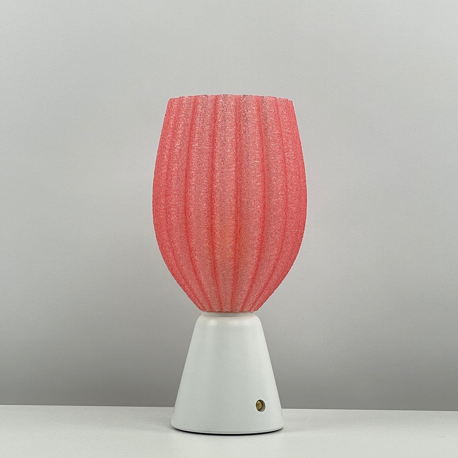 KuvaLight_Rechargeable_Tulp_Light_Pink-Frosted_White_Base_OFF 
