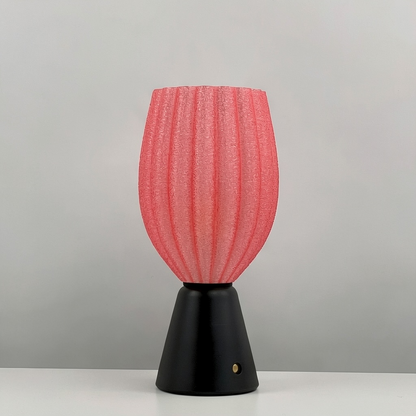 KuvaLight_Rechargeable_Tulp_Light_Pink_Frosted_Black_wood_Base_ON 