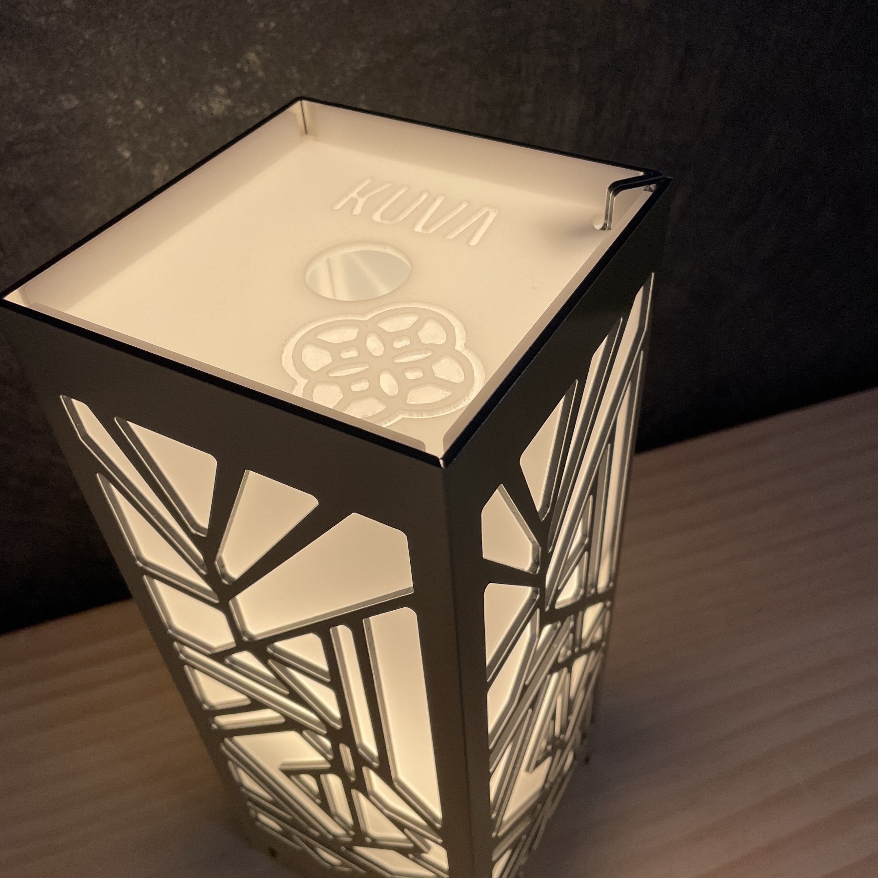 KuvaLight Art Deco Table Lamp- Brushed Gold